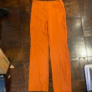 Brand new Athleta women’s cargo pant. Size medium